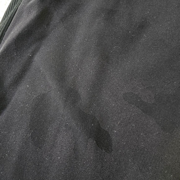 ATHLETA Brooklyn Lined Jogger Black Camo 6 Travel Pant Gorpcore Luxe - Picture 4 of 5